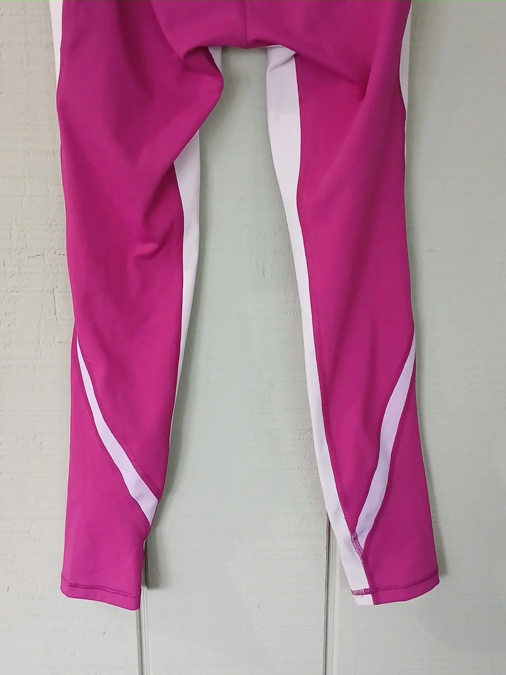 Tek Gear High-Rise Magenta and Light Pink Performance Athletic Leggings Small